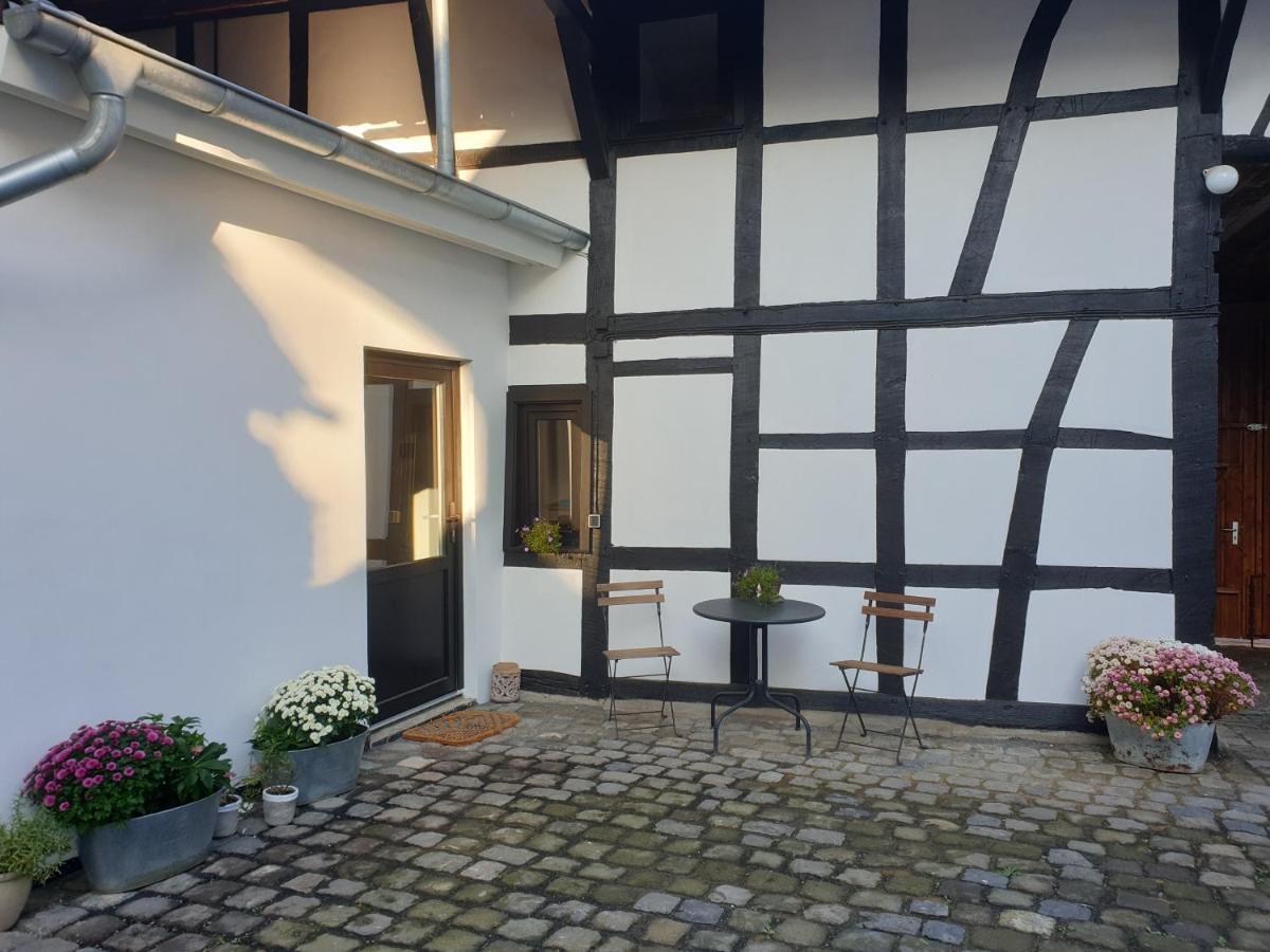 Duex-Hof Apartment Fachwerkhaus Bornheim  Eksteriør bilde